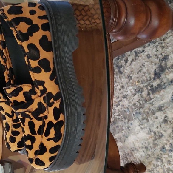 Quipid Cheetah Print Loafers - Picture 4 of 7